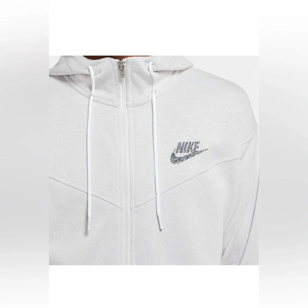 Nike Light Gray Zip-Up Hoodie